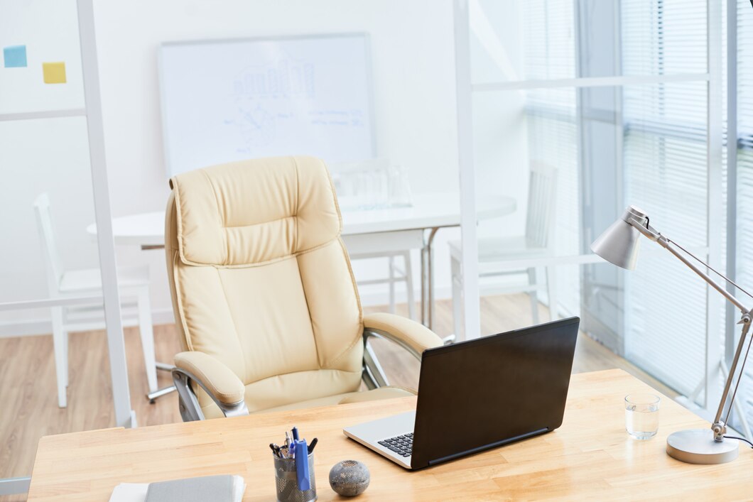 Jak wybrać idealny fotel do pracy i relaksu – poradnik dla każdego